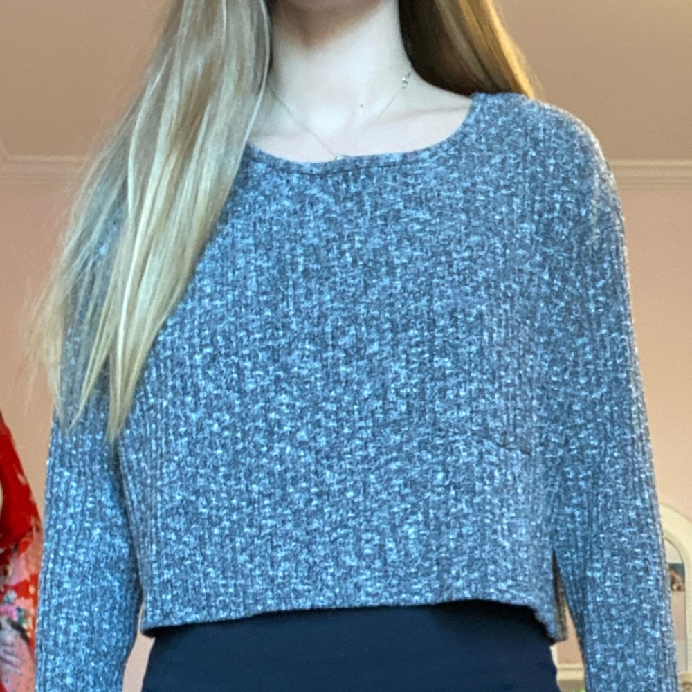 TOPSHOP cropped grey sweater 🤍